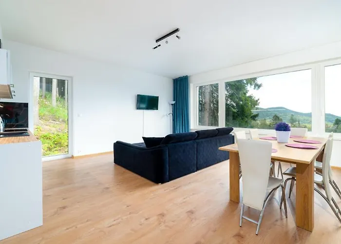 Everysky - Wyspiańskiego 4 *