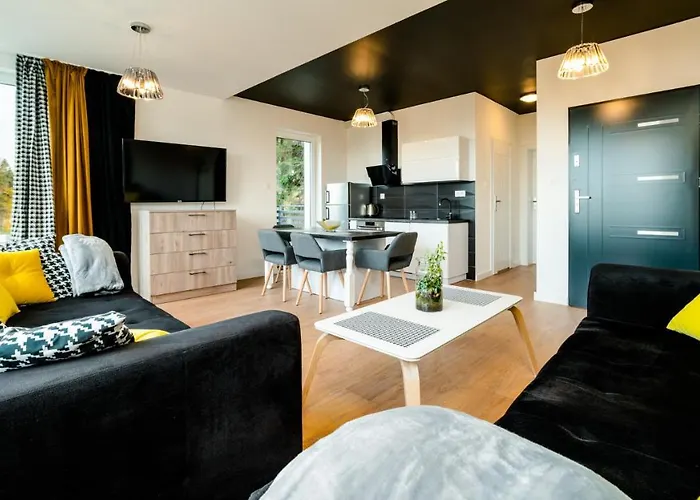 Everysky - Wyspiańskiego 4 *